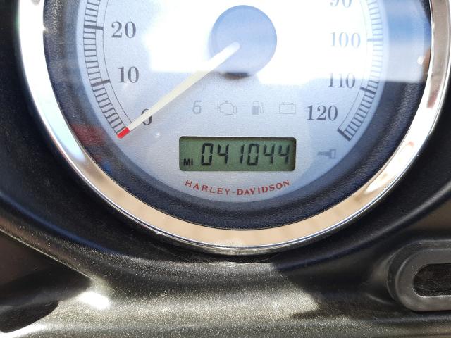 2010 HARLEY-DAVIDSON FLHX 1HD1KB414AB673469