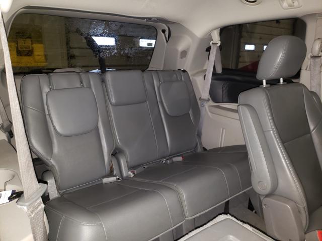 2011 VOLKSWAGEN ROUTAN SE 2V4RW3DG8BR625825