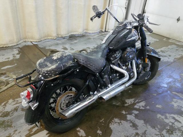 2019 HARLEY-DAVIDSON FLHCS 1HD1YBK28KB046088