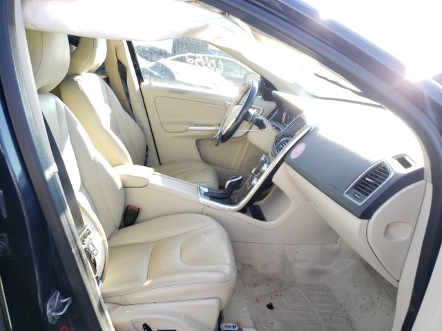 2015 VOLVO XC60 T6 PR YV4902RK0F2653641