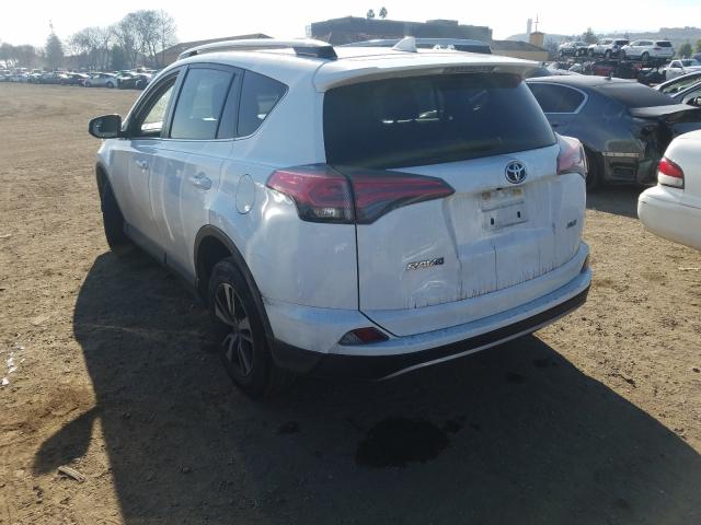 2017 TOYOTA RAV4 XLE - JTMWFREV4HJ101386