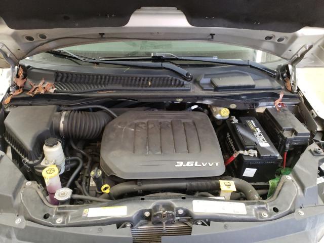 2011 VOLKSWAGEN ROUTAN SE 2V4RW3DG2BR695224