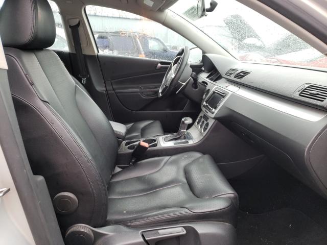 2010 VOLKSWAGEN PASSAT KOM WVWXL7AN1AE046997