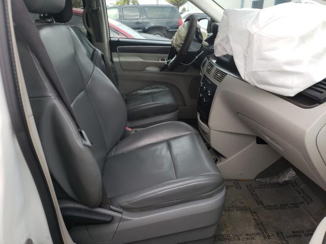 2010 VOLKSWAGEN ROUTAN SE 2V4RW3D18AR295520