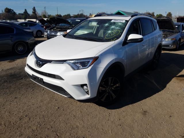 2017 TOYOTA RAV4 XLE - JTMWFREV4HJ101386