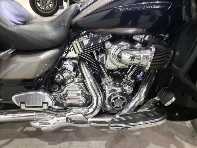 2016 HARLEY-DAVIDSON FLTRU 1HD1KGL10GB613549
