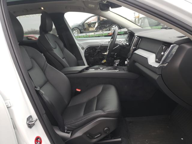 2018 VOLVO XC60 T6 MO YV4A22RK3J1023182
