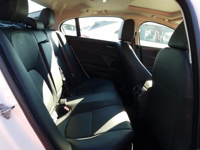 2019 JAGUAR XE SAJAS4FX8KCP52414