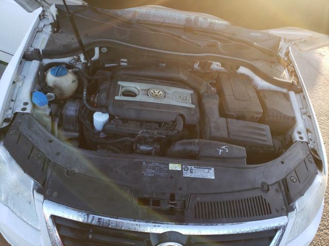 2010 VOLKSWAGEN PASSAT KOM WVWXK7AN1AE124567