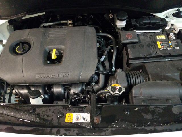 2021 KIA SELTOS S KNDEUCAA0M7108750