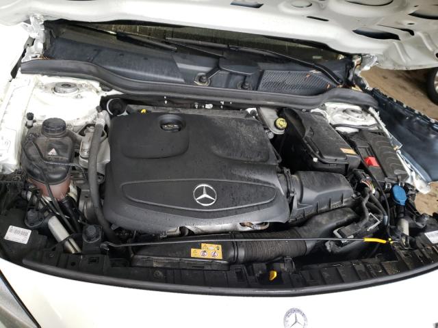2016 MERCEDES-BENZ GLA WDCTG4EB6GJ262095