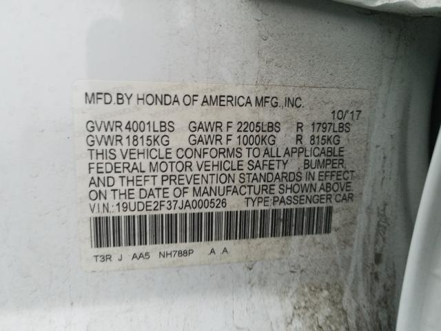 2018 ACURA ILX BASE W - 19UDE2F37JA000526
