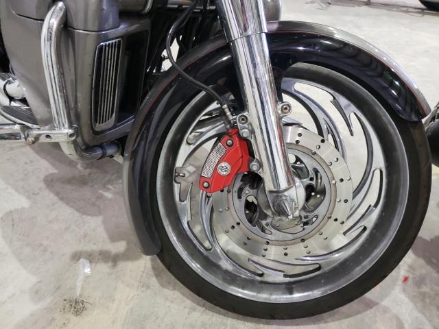 2016 HARLEY-DAVIDSON FLTRU 1HD1KGL10GB613549