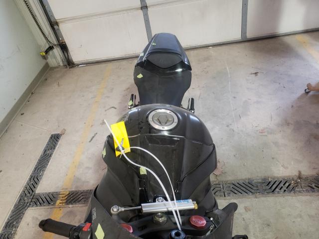 2011 KAWASAKI ZX1000 K JKAZXCK18BA000555