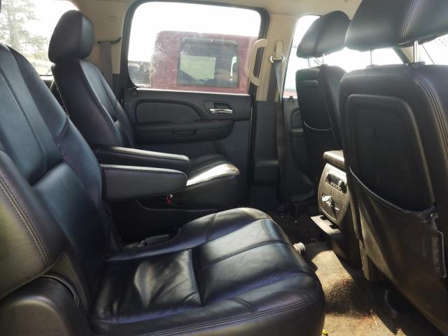 2011 CHEVROLET SUBURBAN C 1GNSCJE09BR277010