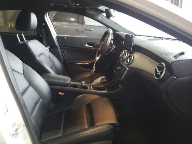 2016 MERCEDES-BENZ GLA WDCTG4EB6GJ262095