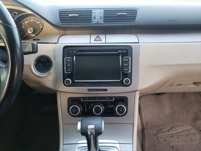2010 VOLKSWAGEN PASSAT KOM WVWXK7AN1AE124567