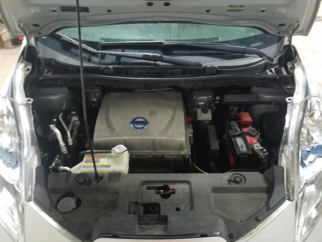 2015 NISSAN LEAF S 1N4AZ0CP7FC300165