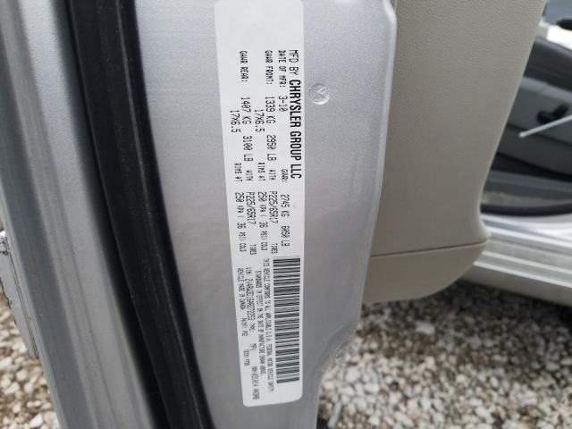 2010 VOLKSWAGEN ROUTAN SE 2V4RW3D16AR272253