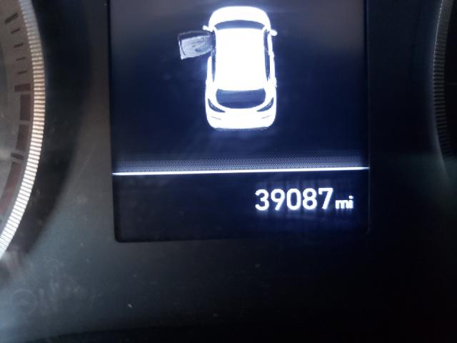 2019 HYUNDAI TUCSON SE KM8J2CA42KU869952