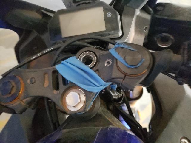 2019 YAMAHA YZFR3 MH3RH17Y3KK001184