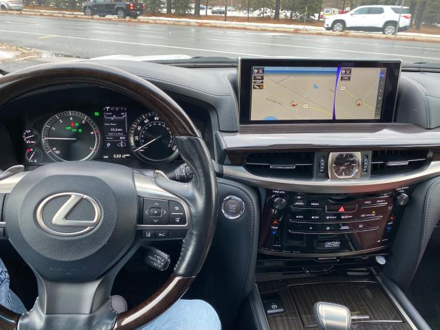 2017 LEXUS LX 570 JTJHY7AX4H4244073