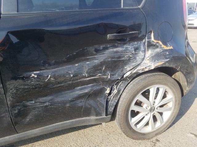 2017 KIA SOUL + - KNDJP3A51H7466521