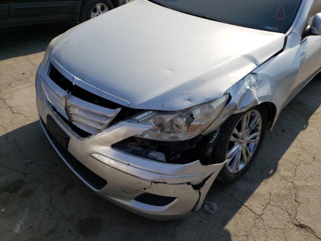 2010 HYUNDAI GENESIS 4. KMHGC4DF9AU109414