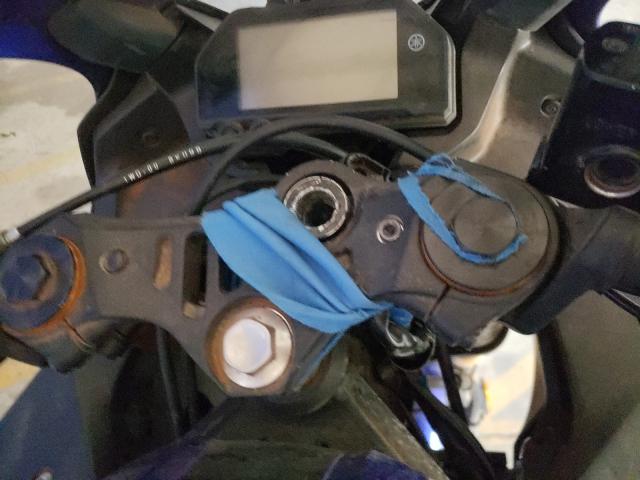 2019 YAMAHA YZFR3 MH3RH17Y3KK001184