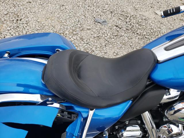 2018 HARLEY-DAVIDSON FLHX STREE 1HD1KBC15JB622466