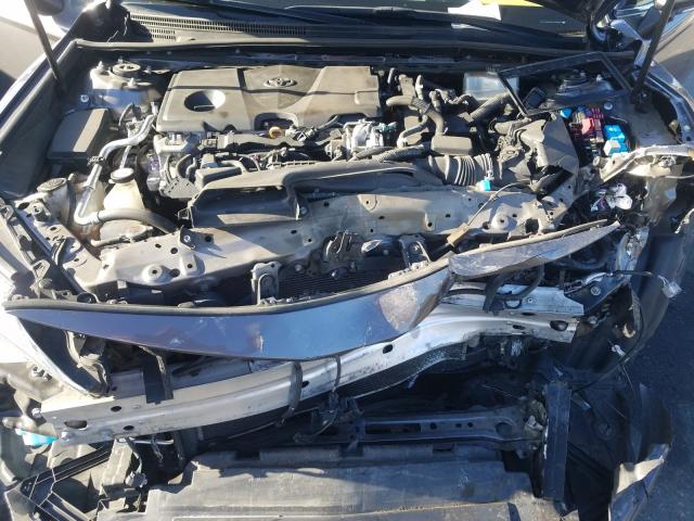2018 TOYOTA CAMRY HYBR - 4T1B21HKXJU008661