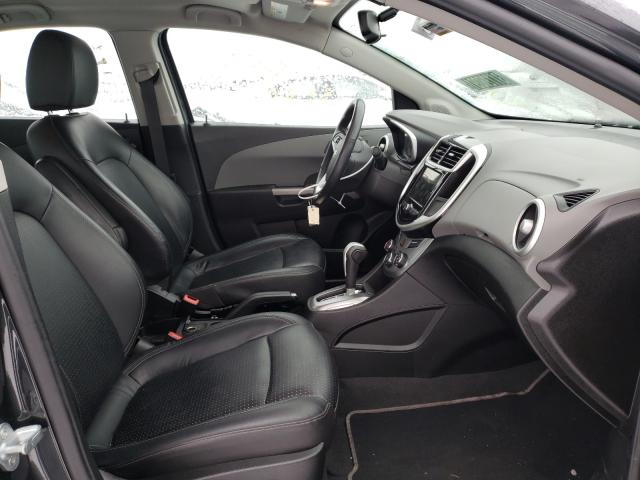 2019 CHEVROLET SONIC PREM 1G1JF5SB1K4125351