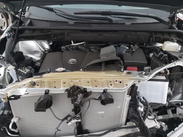 2019 TOYOTA HIGHLANDER 5TDJZRFH8KS586300