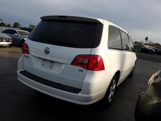 2011 VOLKSWAGEN ROUTAN SE 2V4RW3DG6BR668205