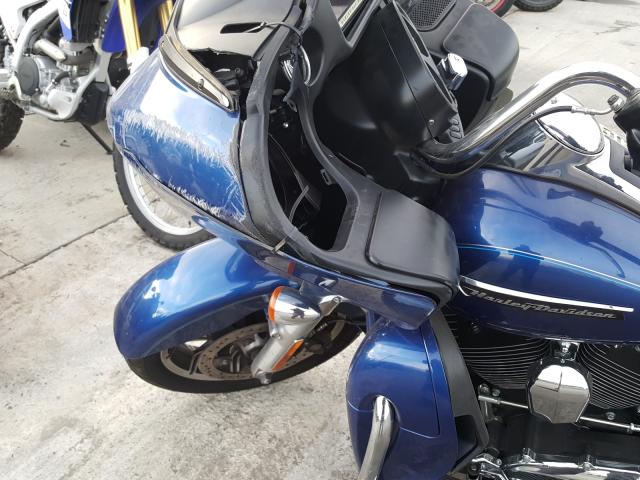 2016 HARLEY-DAVIDSON FLTRU 1HD1KGL32GB614719