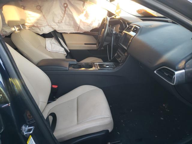 2017 JAGUAR XE SAJAR4BG7HA973668