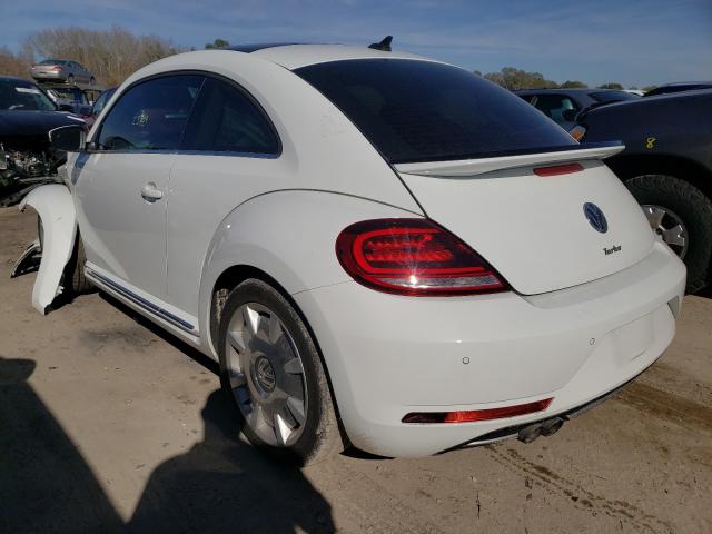 2018 VOLKSWAGEN BEETLE SE 3VWJD7ATXJM725739
