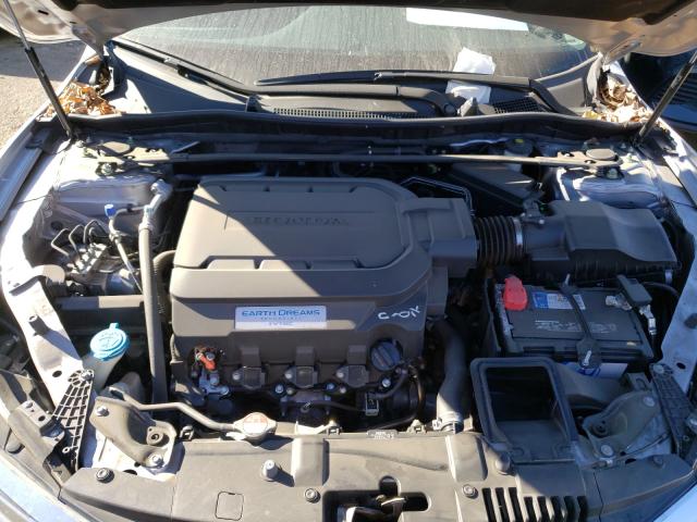 2017 HONDA ACCORD TOU 1HGCR3F91HA041576