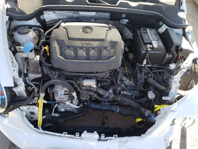 2018 VOLKSWAGEN BEETLE SE 3VWJD7ATXJM725739