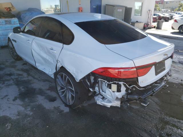 2017 JAGUAR XF S SAJBG4BV3HCY45652