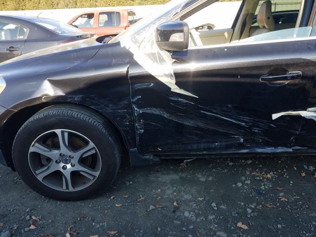 2011 VOLVO XC60 T6 YV4902DZ2B2186723