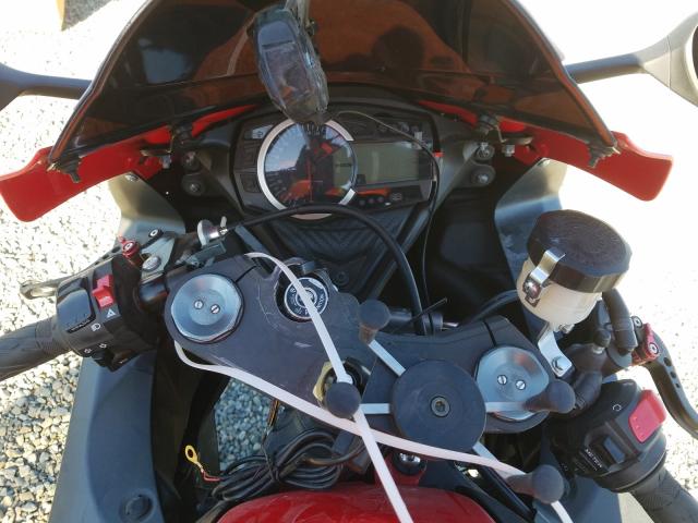 2016 SUZUKI GSX-R600 JS1GN7FA2G2100781