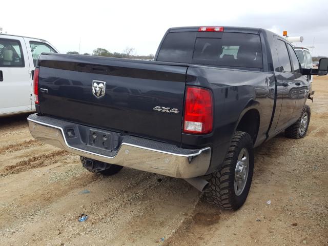 2017 RAM 2500 SLT 3C6UR5MLXHG562527