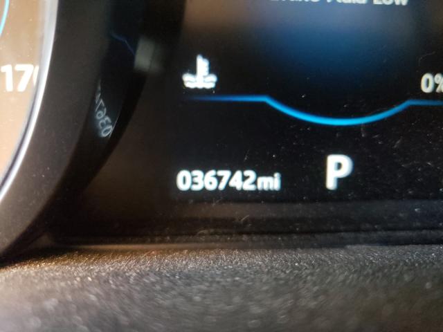 2017 JAGUAR XE SAJAR4BG7HA973668