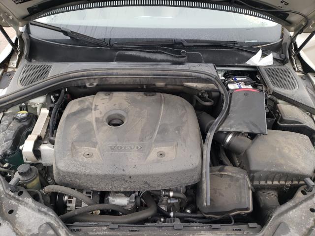 2017 VOLVO XC60 T5 IN YV440MDU9H2176726