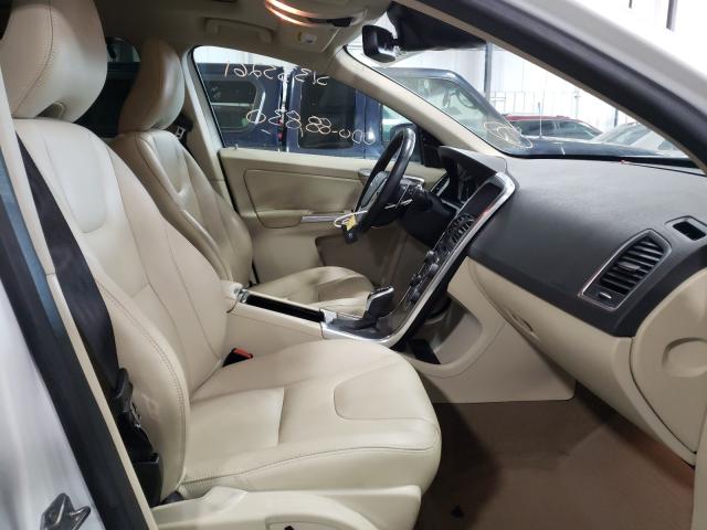 2015 VOLVO XC60 T6 PR YV4902RC5F2587824