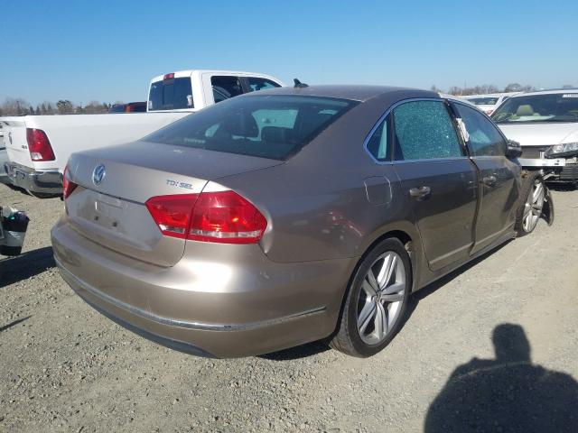 2015 VOLKSWAGEN PASSAT SEL 1VWCV7A33FC117897