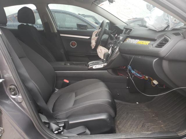 2018 HONDA CIVIC LX 19XFC2F51JE031136