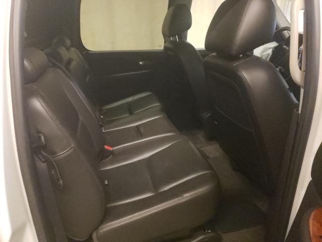 2011 CHEVROLET AVALANCHE 3GNTKGE39BG250684