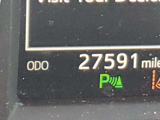 2018 TOYOTA RAV4 HV LE JTMRJREV3JD240392